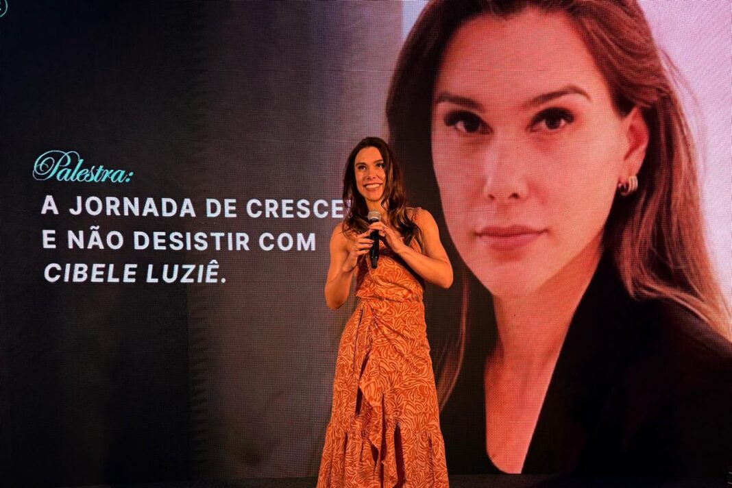 Cibele Luziê Menero